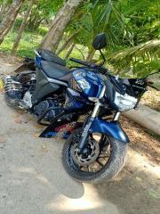 Yamaha FZs